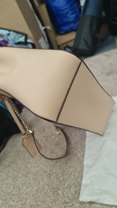 Оригинална естествена кожа DKNY