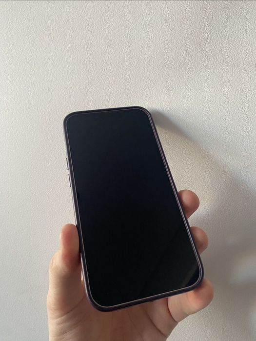 Продам Iphone 13 в идеальном состояние