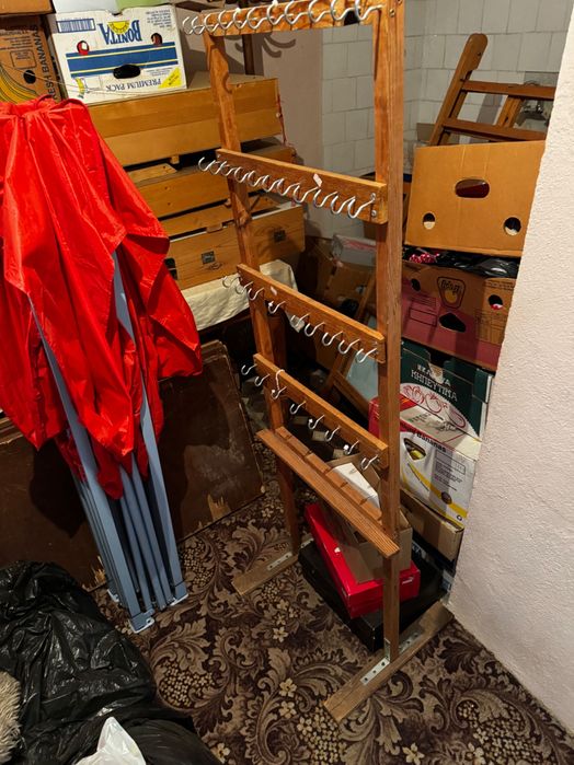 Мартеници/материали/маси за мартеници/шатра