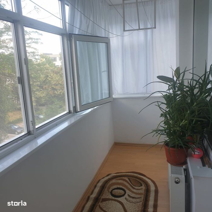 De vânzare apartament 2 camere Cartier Hipodrom etaj intermediar