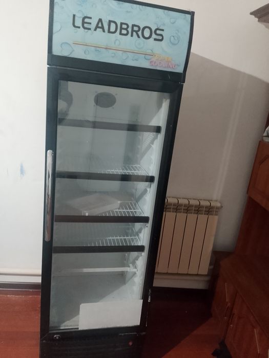 Холодильник LEADBROS