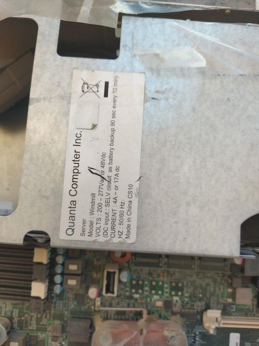 Сервер Quanta Computer Windmill — 4 × Intel Xeon E5, 2650 32 / 64