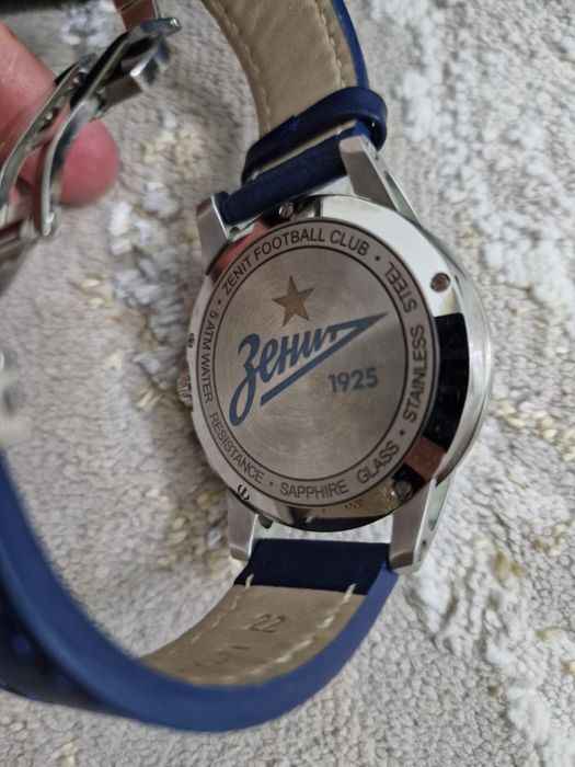 Продам!!! Часы ЗЕНИТ, Сапфир