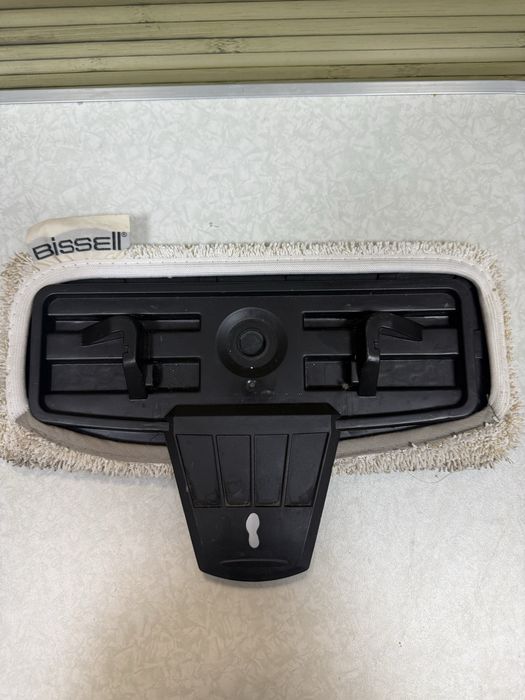 Парочистачка и прахосмукачка Bissell Vac & Steam Titanium