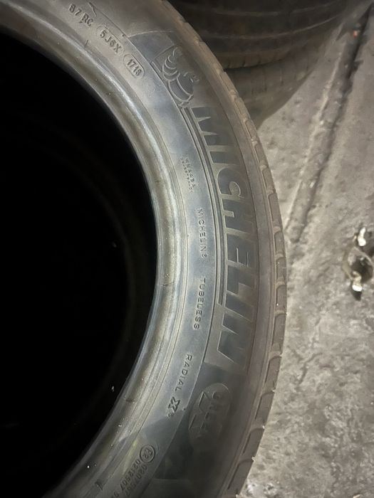 Продам резину лето мишлен 285/50R20