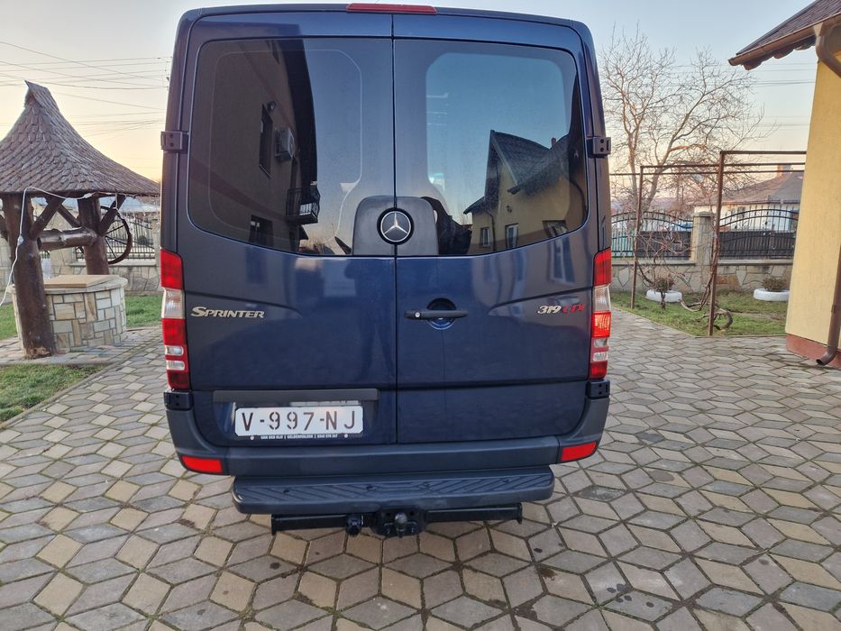 Mercedes Sprinter 319