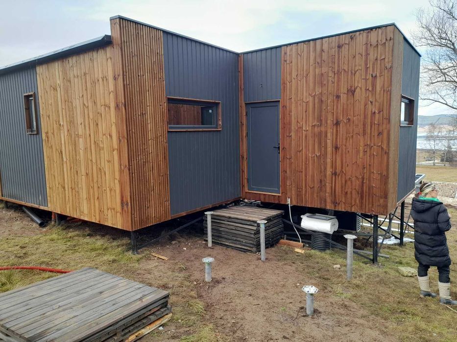 Piloni șurub pentru construcții pe teren instabil