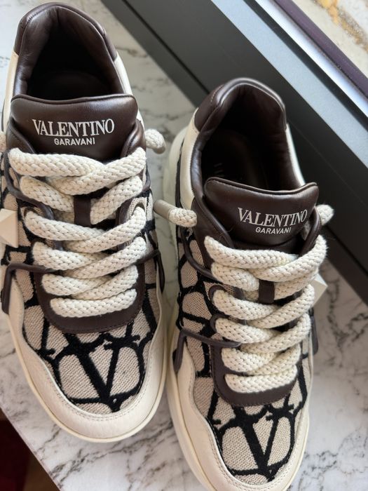 Valentino One Stud XL оригинал