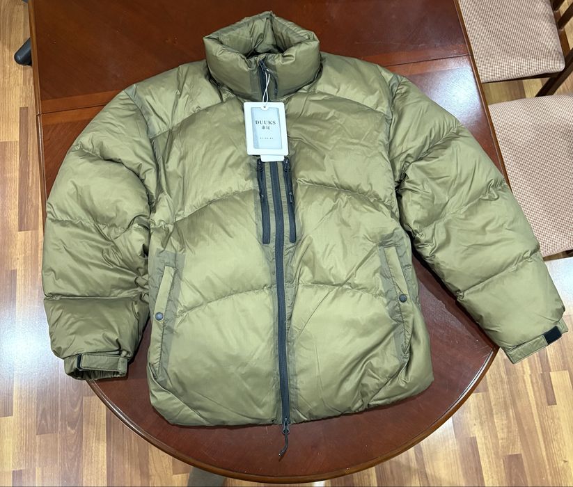 Мужская зимняя куртка на лебяжьем пуху