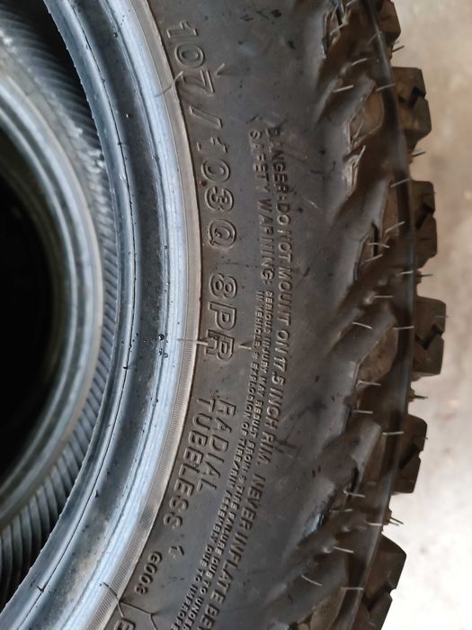 Кални гуми за джип 17 цола