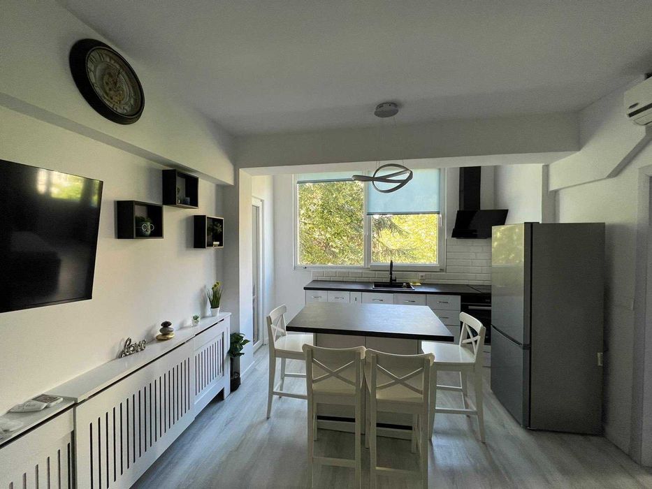 Дава се под наем Тристаен апартамент в Бургас, Лазур - 85 кв.м за 750 € - Снимка #8