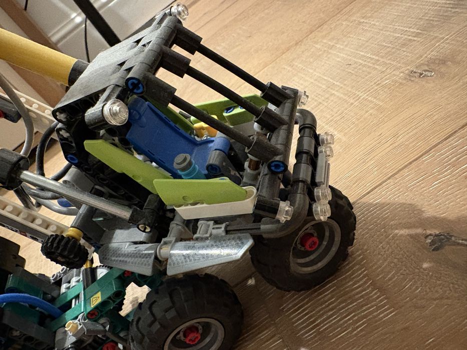 Lego Technic Forest Machine 42080
