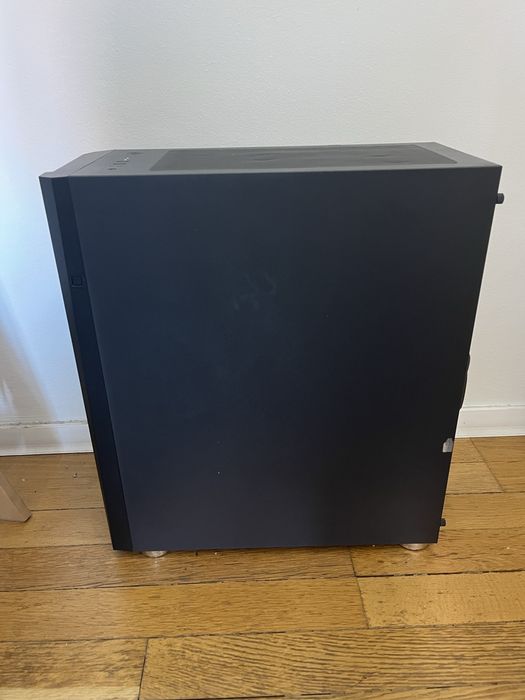 Carcasa pc Myria