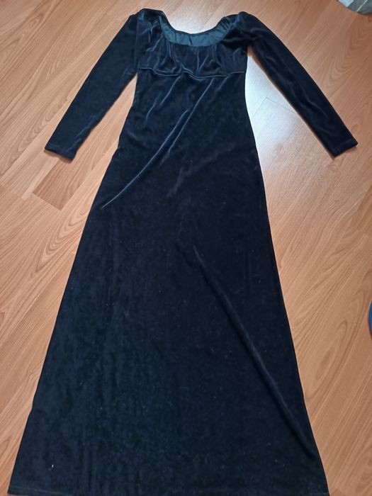 Rochie catifea neagră