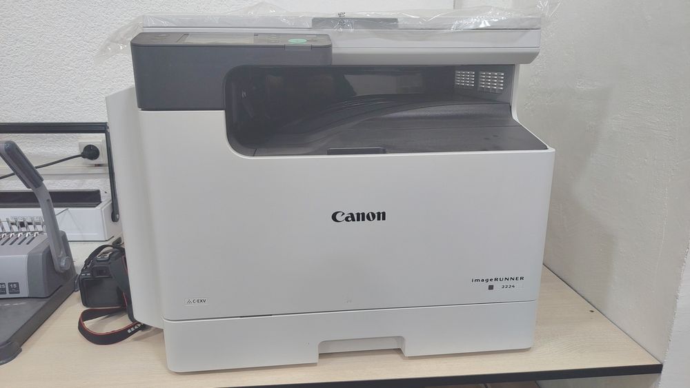 Срочно продам Canon imagerunner 2224