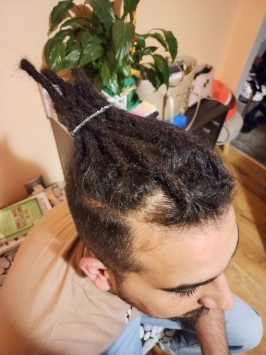 Fac dreaduri/dreads/dreadlocks