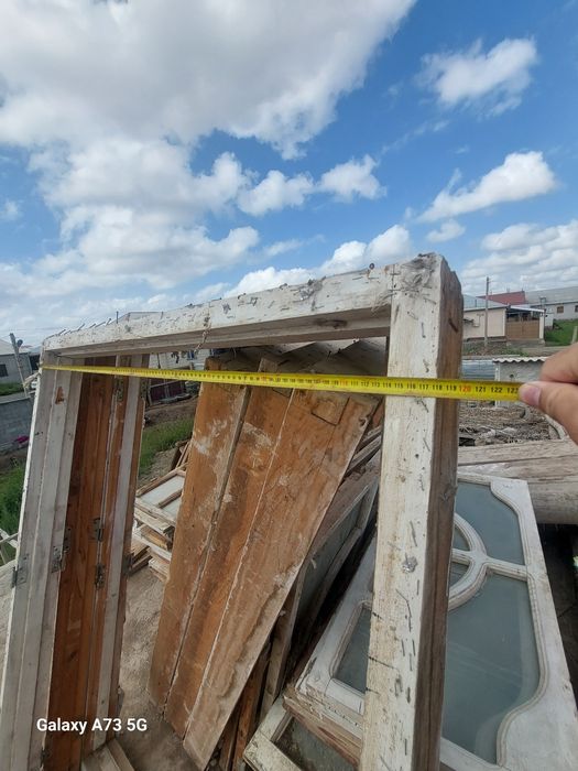 Oyna sotiladi boyi 163 sm eni 118 sm