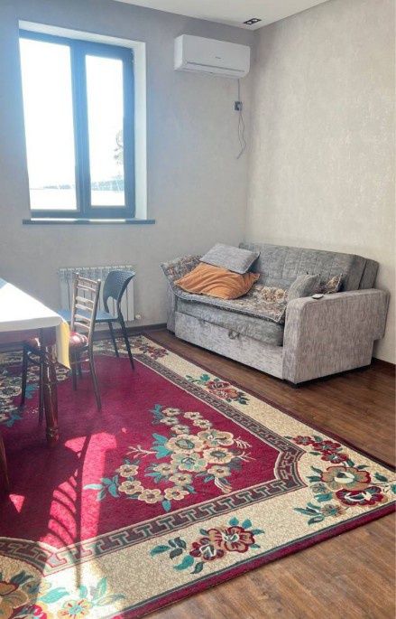 Arenda s.darvoza qoratosh oyla bollar qizlarga