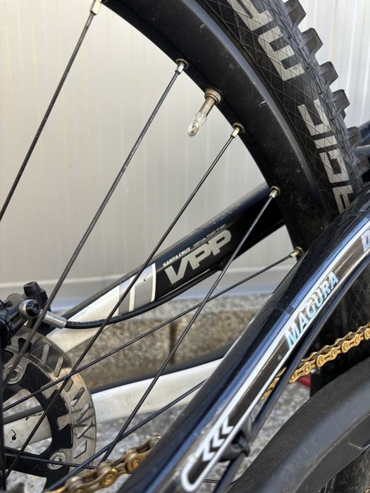 Колело Santa Cruz V10 carbon DH