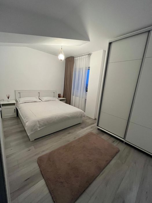 Apartament 2 camere, 98 mp