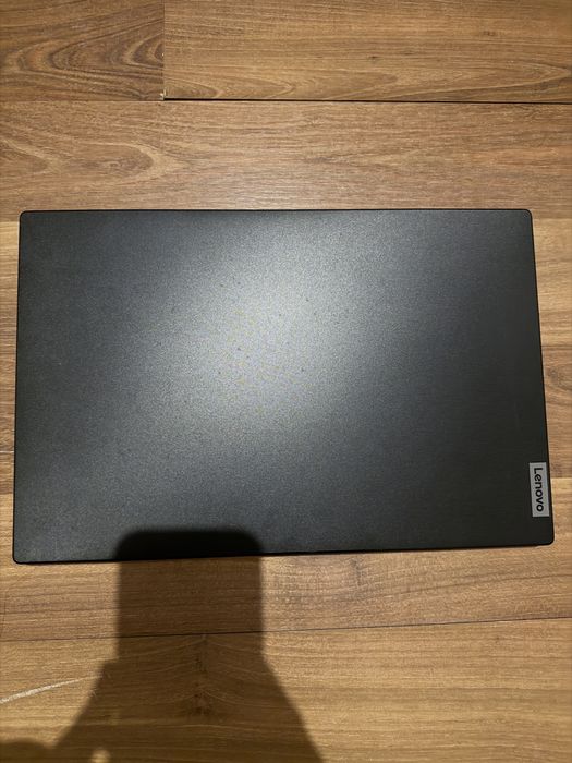 Vand Laptop Lenovo V15 G2