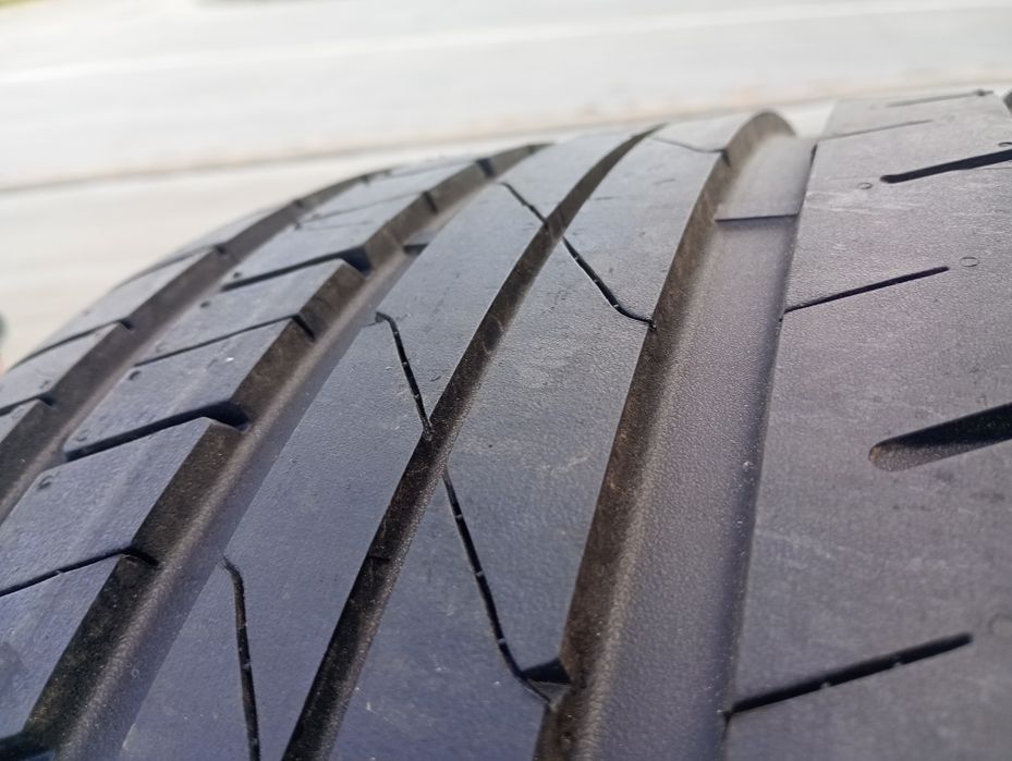 2 anvelope vara 285/35 zR19 noi,preț 850 lei