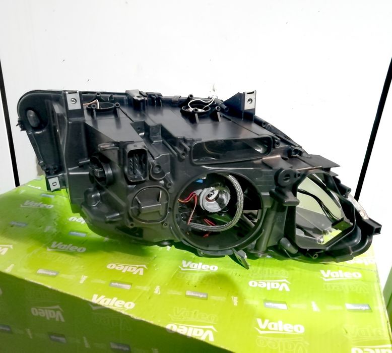 Фар фарове за BMW F10 F11 M5 / БМВ 5 Ф10 Ф11 Dynamic - Xenon.