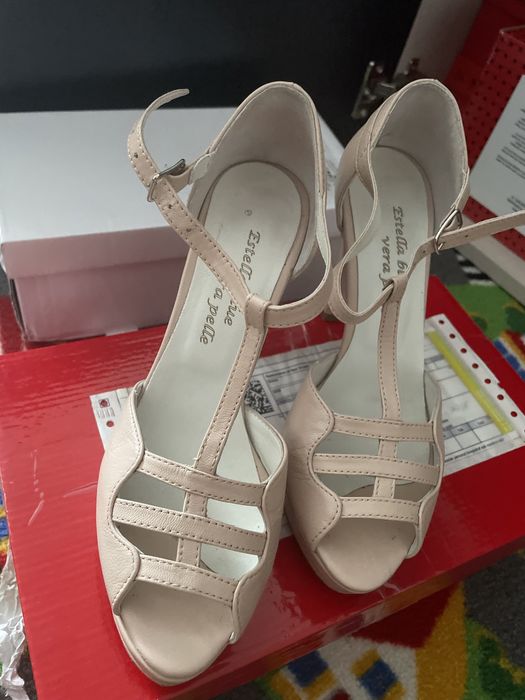 Sandale de piele marimea 34