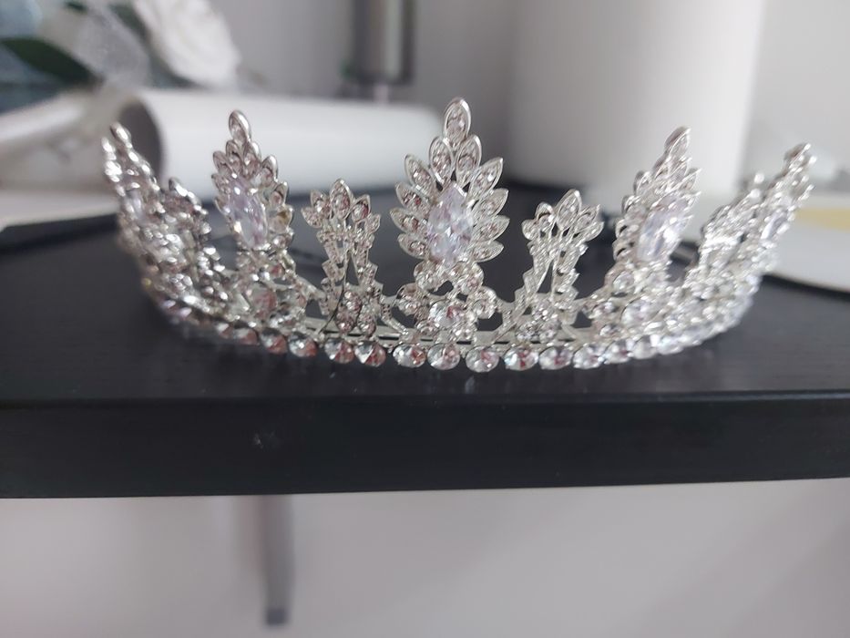 Diadema mireasa cu pietre