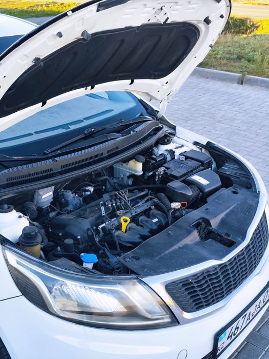 Срочно продам Kia Rio.
