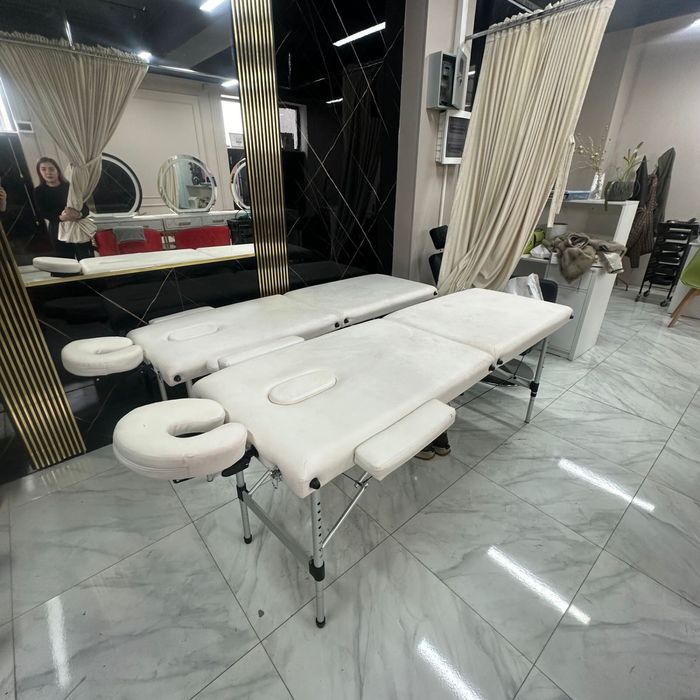 Салонның заттары сатылады.