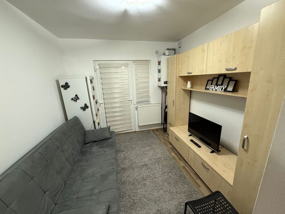 Inchiriez Garsoniera Calea Lipovei