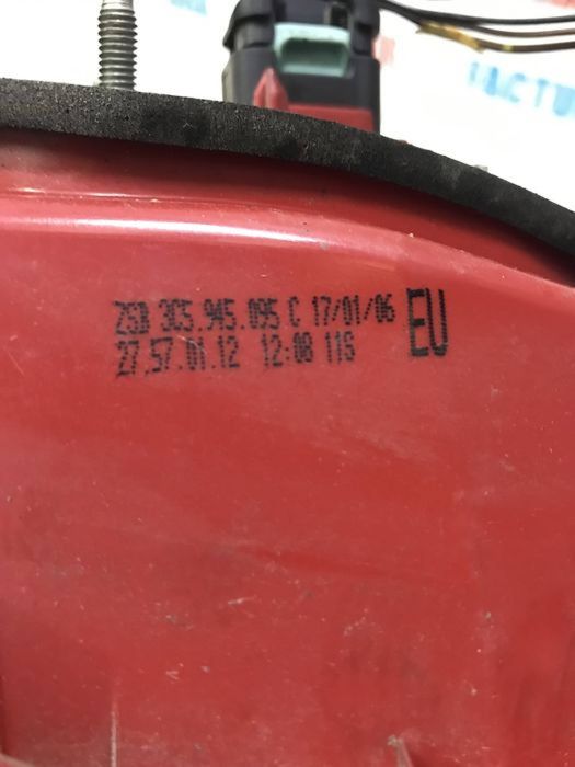 Tripla triple stop stopuri stanga dreapta Passat B6 Berlina Limuzina