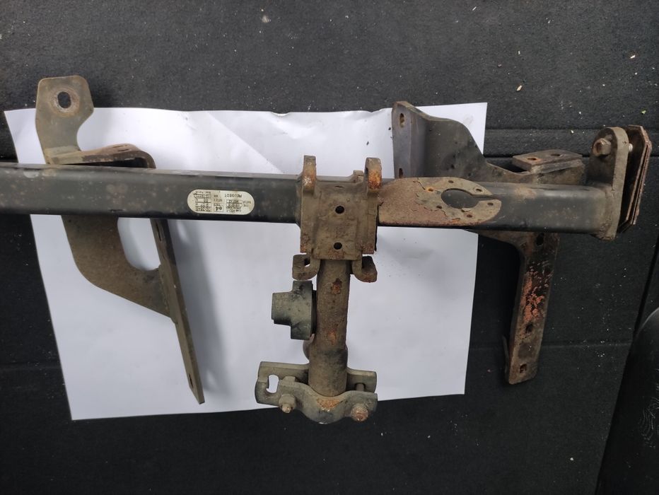 Тегличи : Audi,Peugeot 508Laguna;Toyota Avensis;Audi A6; Дъно багажник