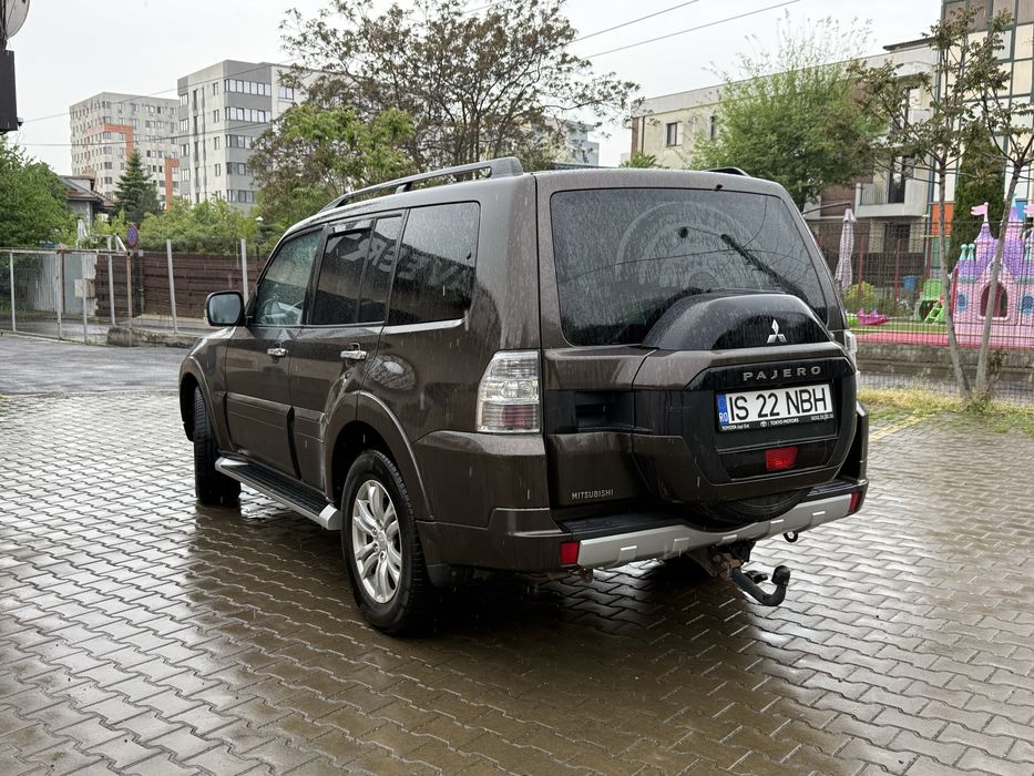 Mitsubishi Pajero 3.2 DID Instyle