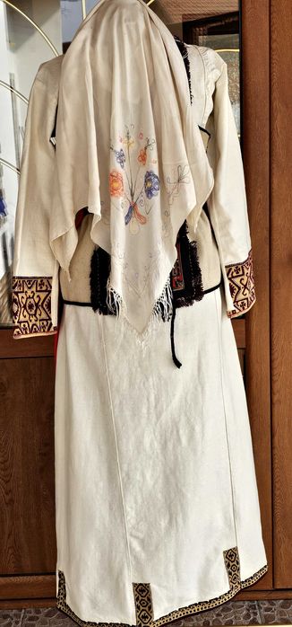 Македонска носия