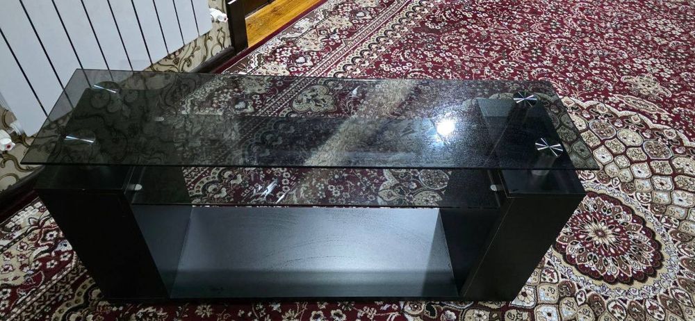 Archa va Podstavka sotiladi
Archa va  podstavka sotiladi.
1) 1.8 meter