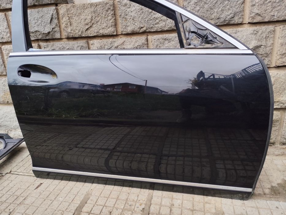 Предна дясна врата Mercedes W221 long S class