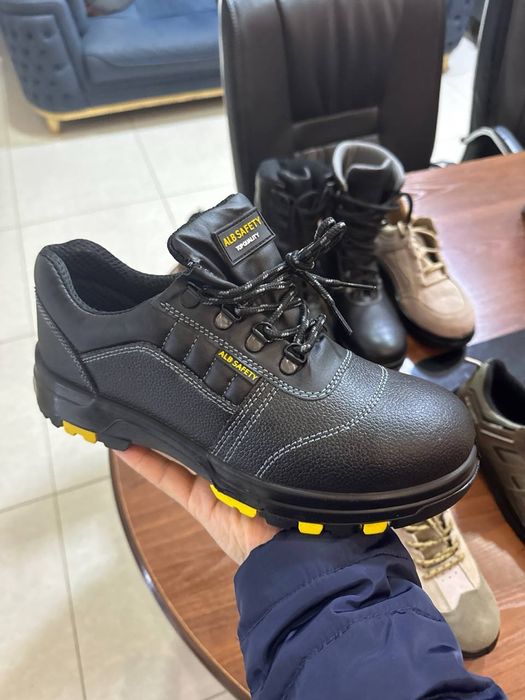 Спецобувь хархил ишлаб чикарамиз