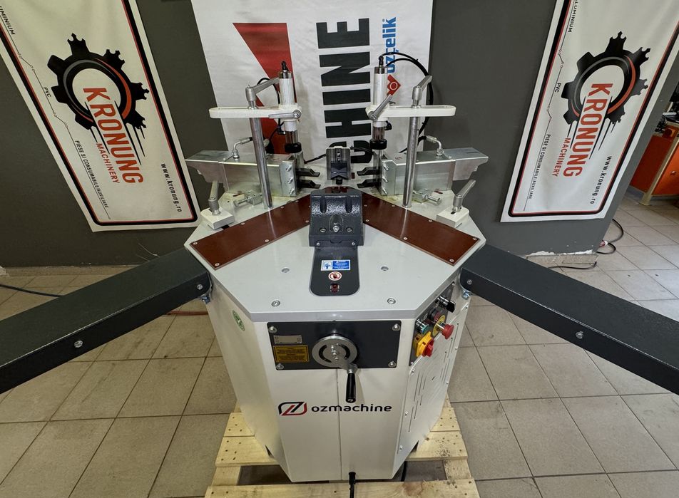 APEX I Masina de sertizat hidraulica profile din aluminiu