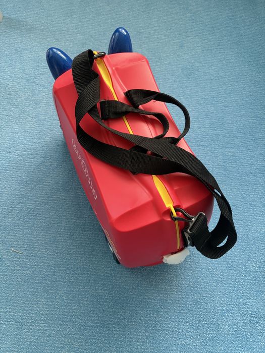 Troller, valiza Trunki masina de pompieri