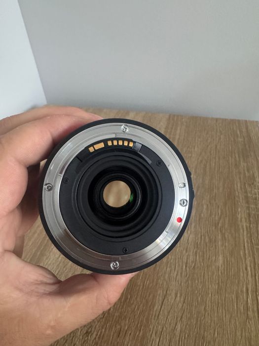 Sigma DC 55-200 обектив за Canon