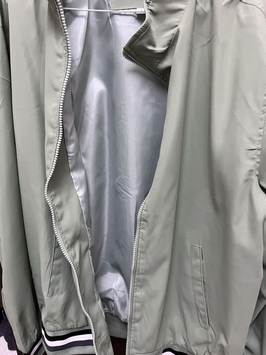 Куртка мужская новая.