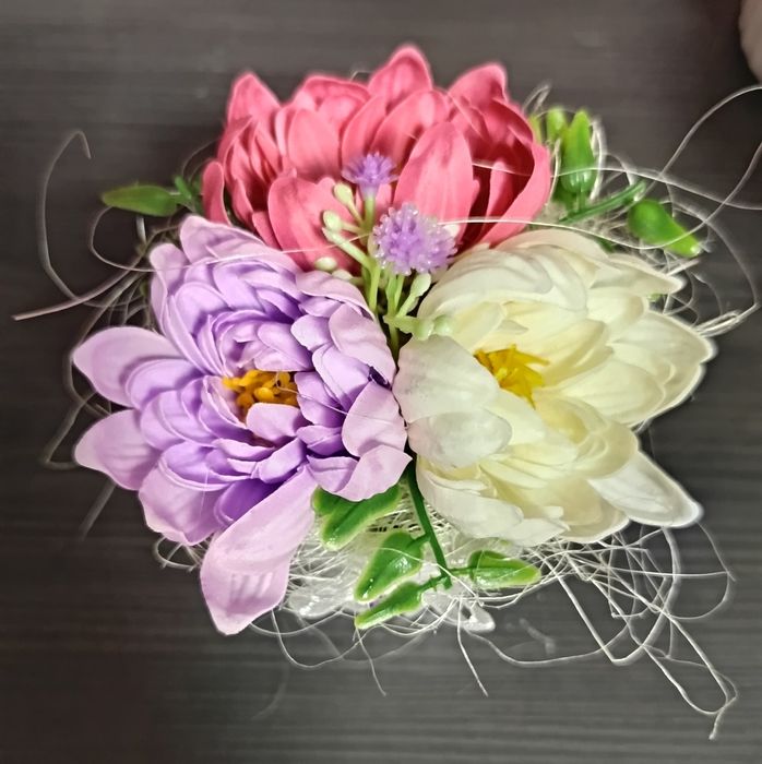 Кашпи със сапунени цветя