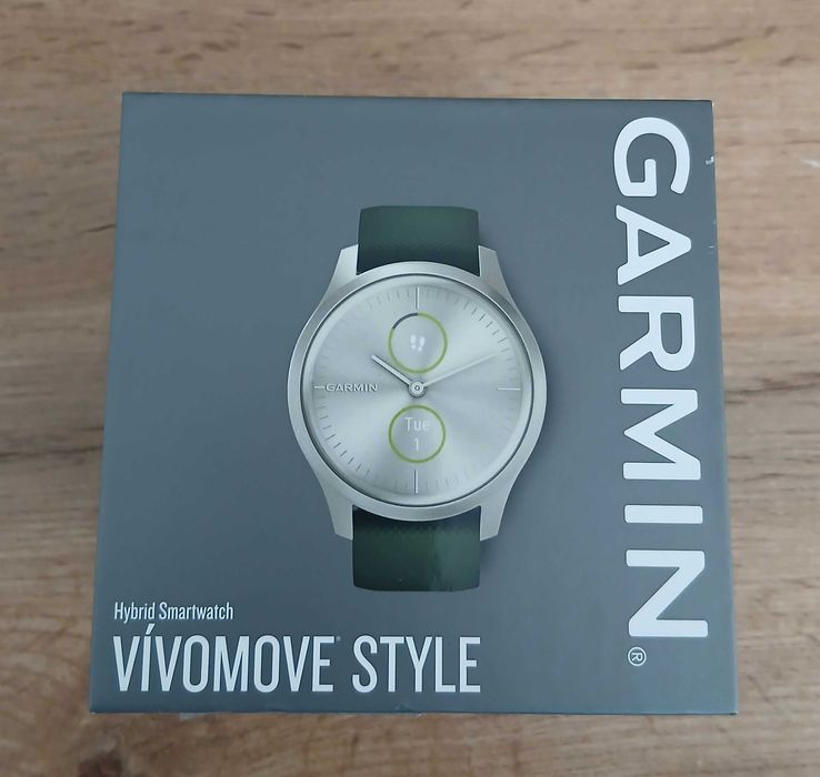 Garmin VIVOMOVE Style в Гаранция