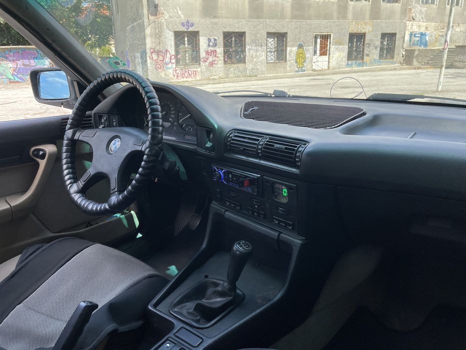 BMW E34 520i м52