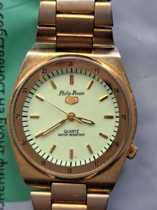Часовник Filip Persio - кварц работи