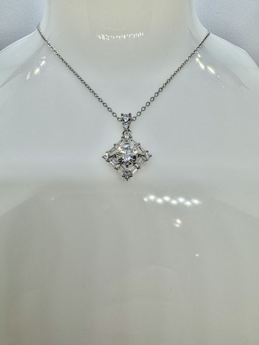 Сребърно колие с мойсанит (Диамант) 1 карат