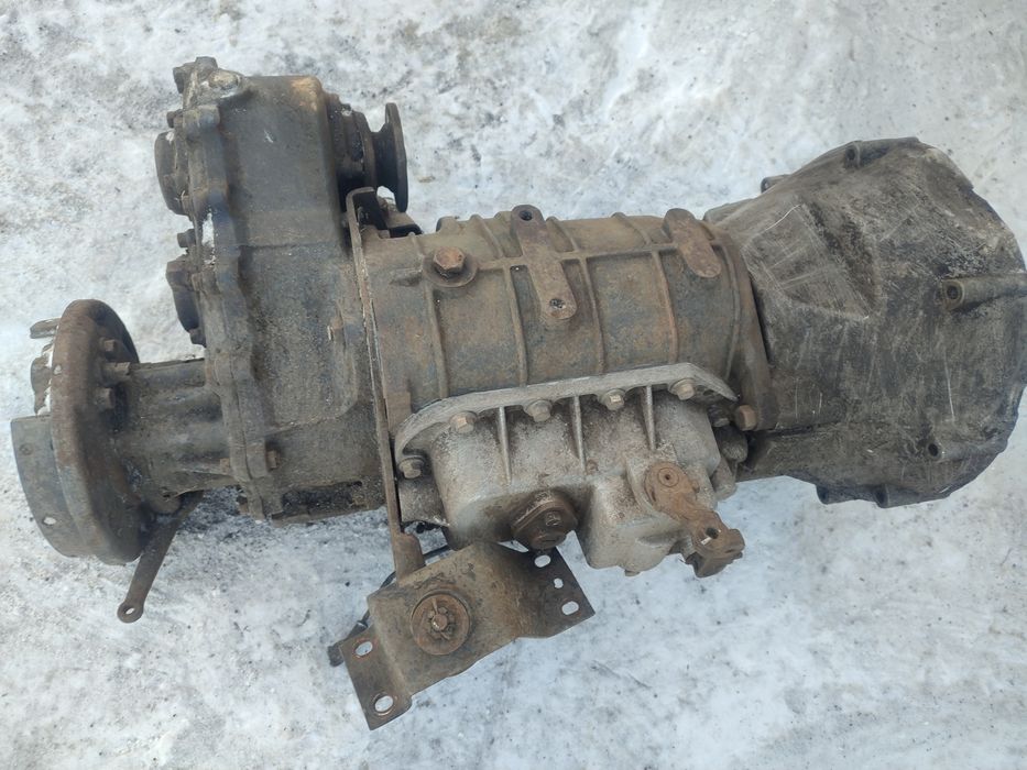 Продам коробку и раздатку от Уаз буханка