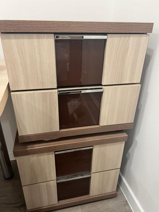 Кровать с двумя тумбочками